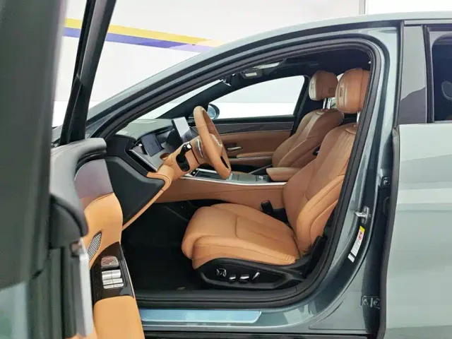 BYD Han L — Фото автомобиля 9