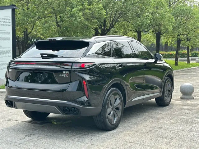 Exeed RX — Фото автомобиля 4