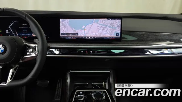 BMW 7-Series 7 серия (G70) 740i xDrive M Sport Limited — Фото автомобиля 14
