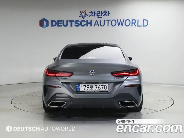 BMW 8-Series — Фото автомобиля 4