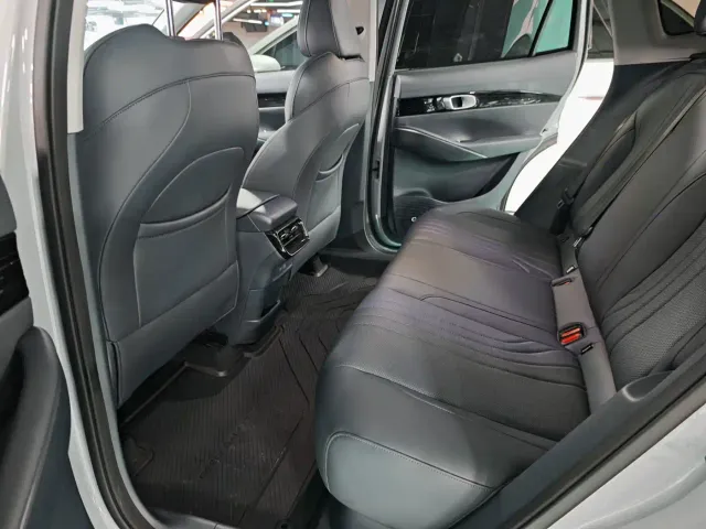 Geely Galaxy E5 — Фото автомобиля 12