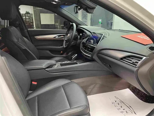 Cadillac CT5 — Фото автомобиля 19