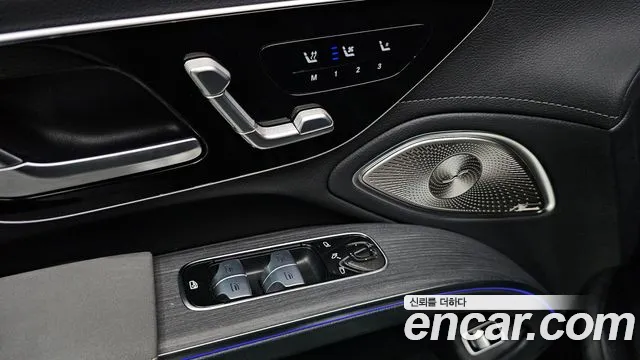 Mercedes-Benz EQS — Фото автомобиля 16