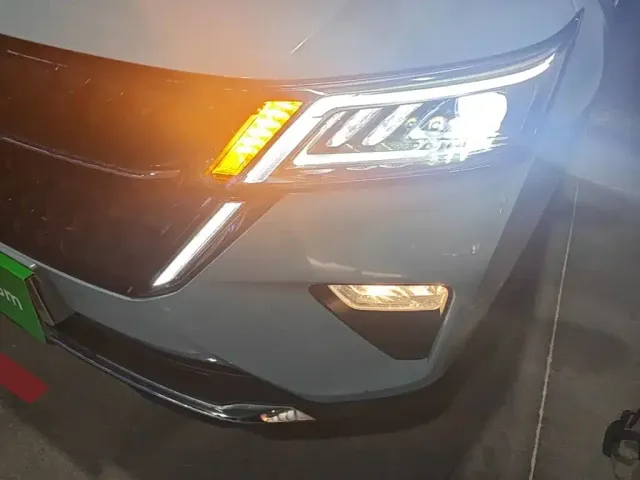 Wuling Asta — Фото автомобиля 23