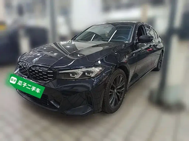 Фотография автомобиля — BMW 3 Series