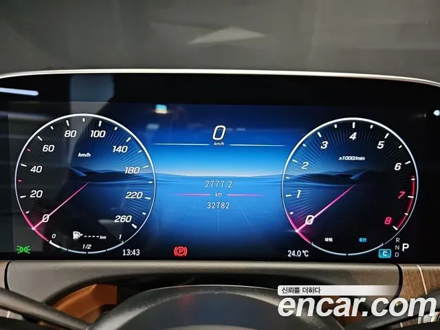 Mercedes-Benz E-Class W214 — Фото автомобиля 8