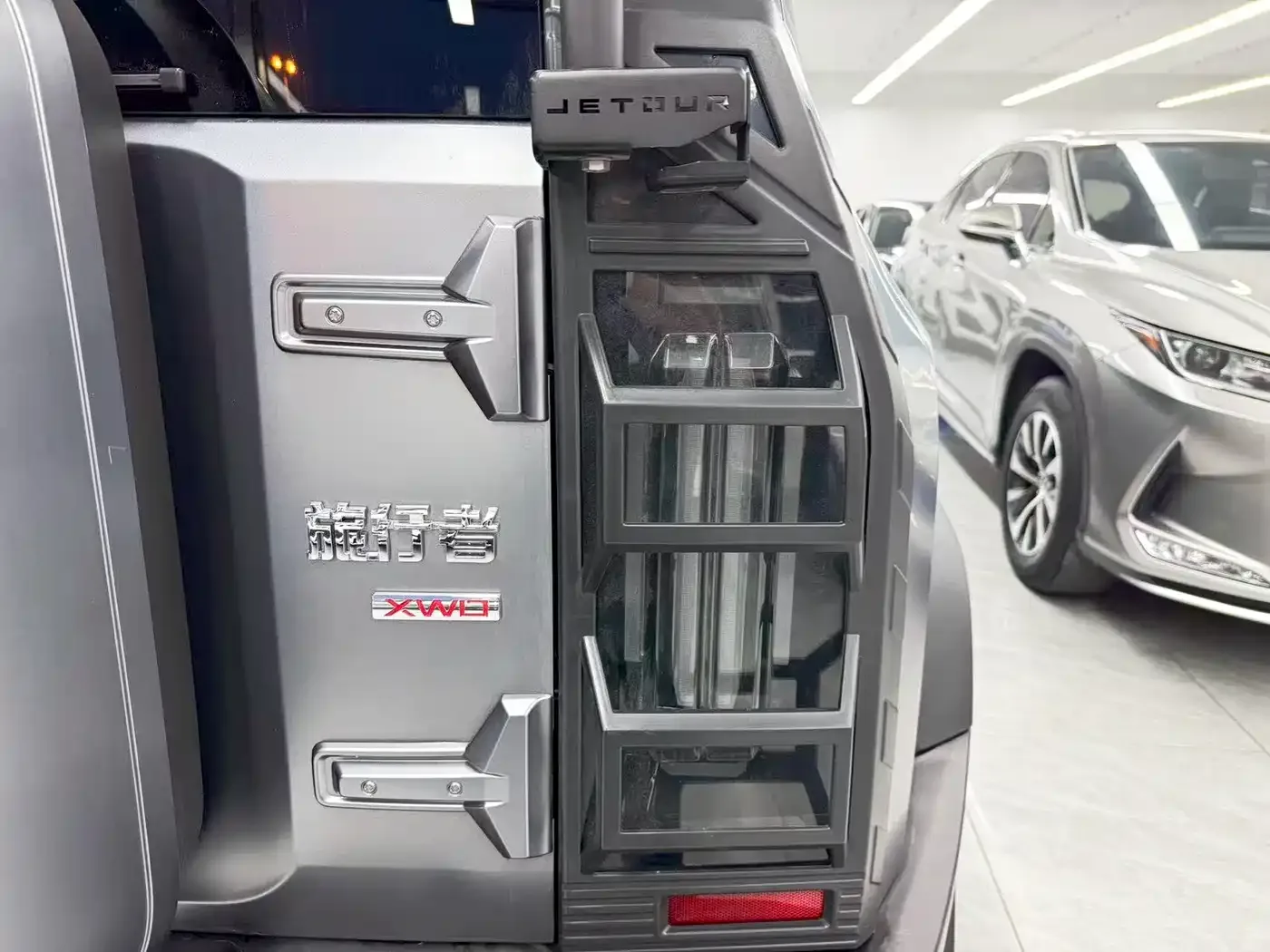 Jetour Jetour Traveler 2023 2.0T 4WD Cross PRO+ — Фото автомобиля 20