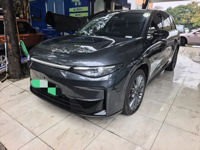 Фотография автомобиля — Leapmotor C10