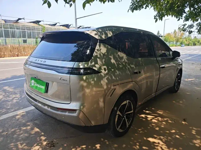 GAC Aion Y — Фото автомобиля 6