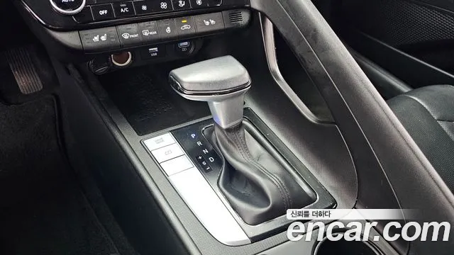 Hyundai Avante — Фото автомобиля 12
