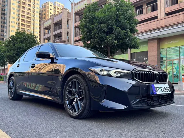 Фотография автомобиля — BMW 3 Series