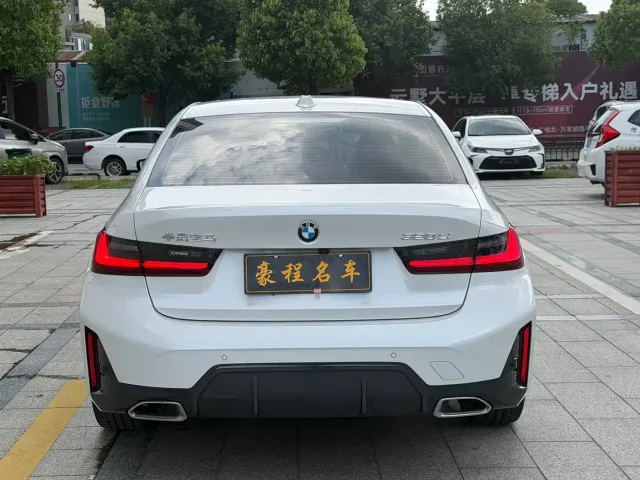 BMW 3 Series — Фото автомобиля 12