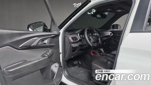 ChevroletGMDaewoo Trailblazer Trailblazer 1.3 турбо 4WD — Фото автомобиля 10