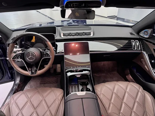 Mercedes-Benz Maybach S-Class — Фото автомобиля 13