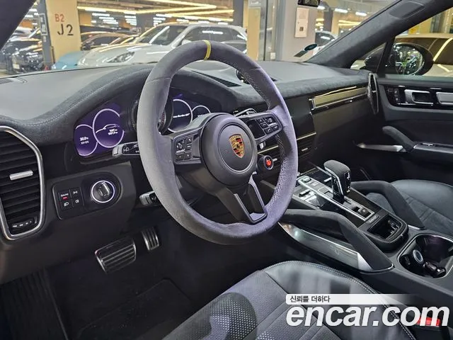 Porsche Cayenne — Фото автомобиля 7