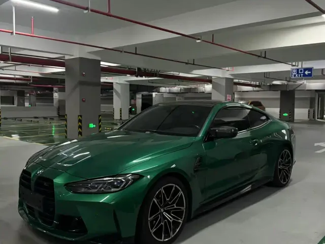 Фотография автомобиля — BMW M4