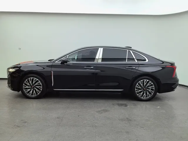 Hongqi H5 — Фото автомобиля 8