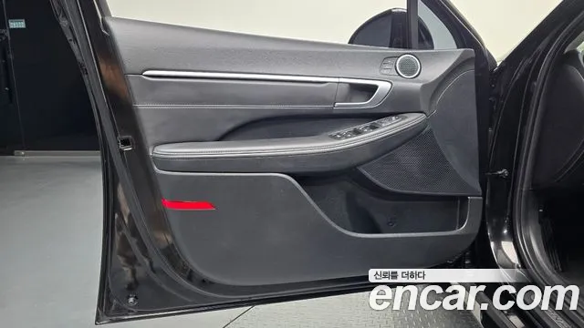 Hyundai Sonata — Фото автомобиля 13