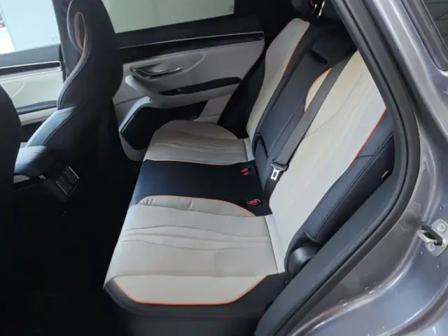 BYD Song PLUS — Фото автомобиля 16