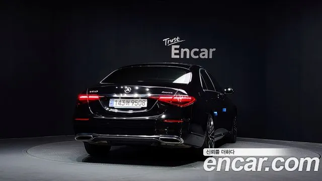 Mercedes-Benz S-Class — Фото автомобиля 4