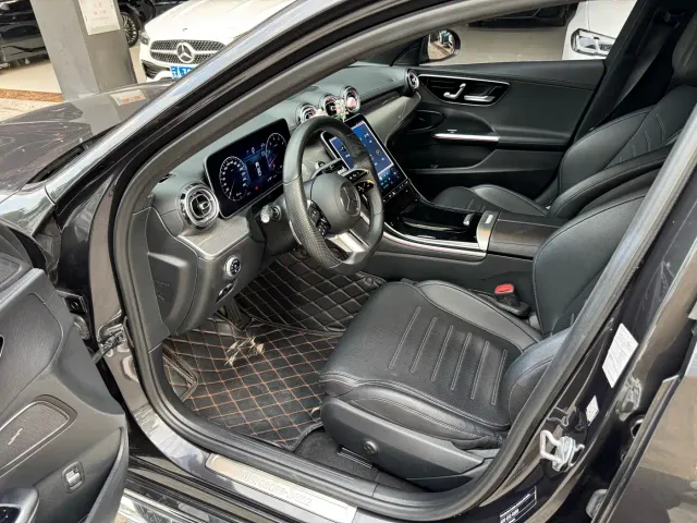Mercedes-Benz C-Class — Фото автомобиля 5