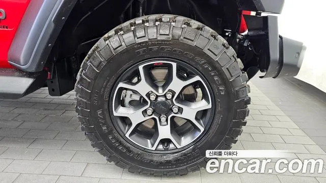 Jeep Wrangler JL — Фото автомобиля 21