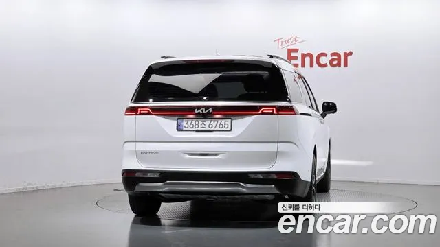 Kia Carnival 4th Gen — Фото автомобиля 4