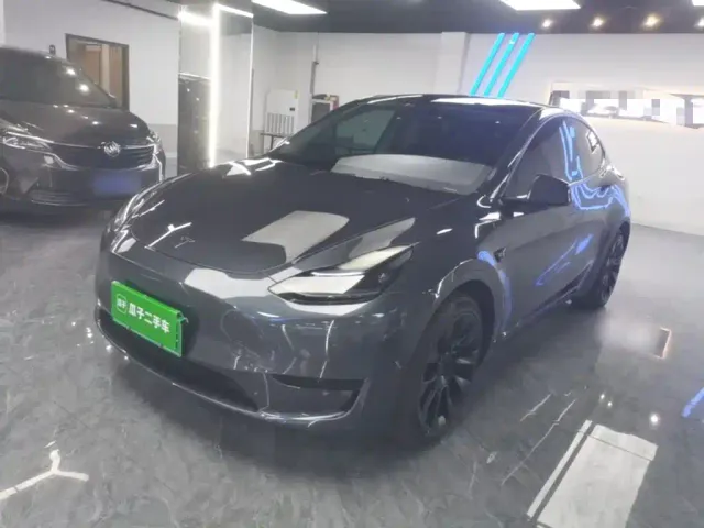 Фотография автомобиля — Tesla Model Y