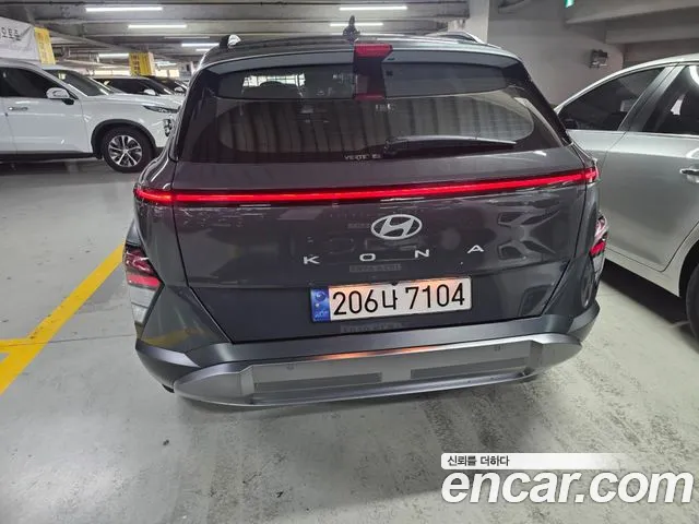 Hyundai Kona SX2 — Фото автомобиля 16