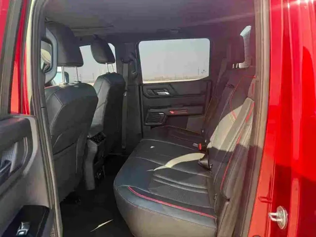 Jiangling Dadao 2024 Explorer 2.3T Diesel Automatic 4WD Extreme Edition — Фото автомобиля 6