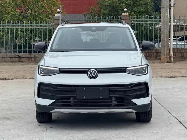 Volkswagen Tharu — Фото автомобиля 2