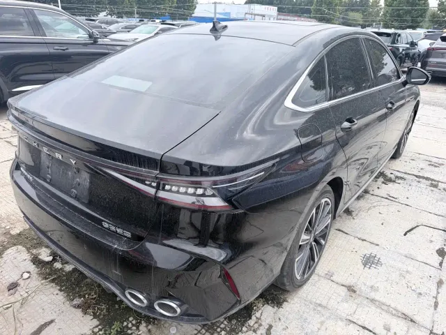 Chery Arrizo 8 — Фото автомобиля 9