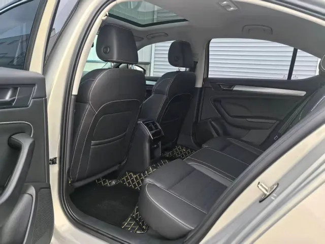 Skoda Superb — Фото автомобиля 9