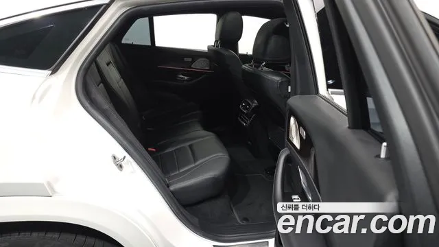 Mercedes-Benz GLE-Class — Фото автомобиля 18
