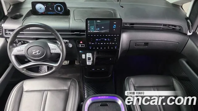 Hyundai Staria Staria 4WD Lounge 9 мест — Фото автомобиля 7