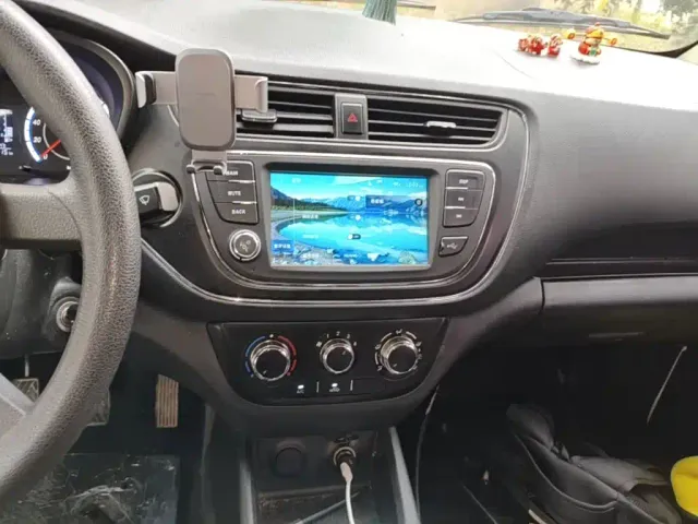 Changan Ono S — Фото автомобиля 12