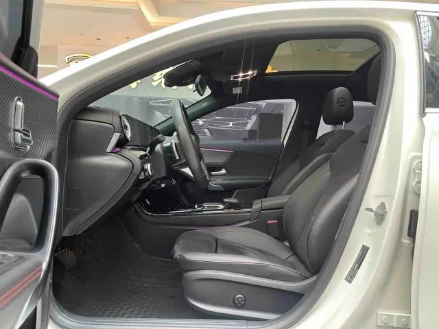 Mercedes-Benz A-Class — Фото автомобиля 10