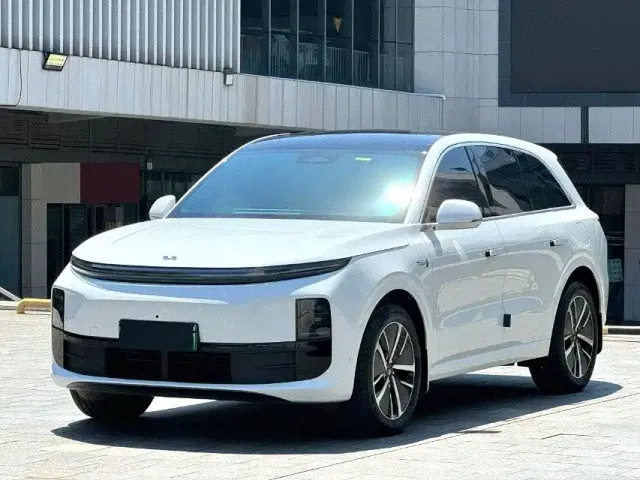 Фотография автомобиля — Li Auto L6