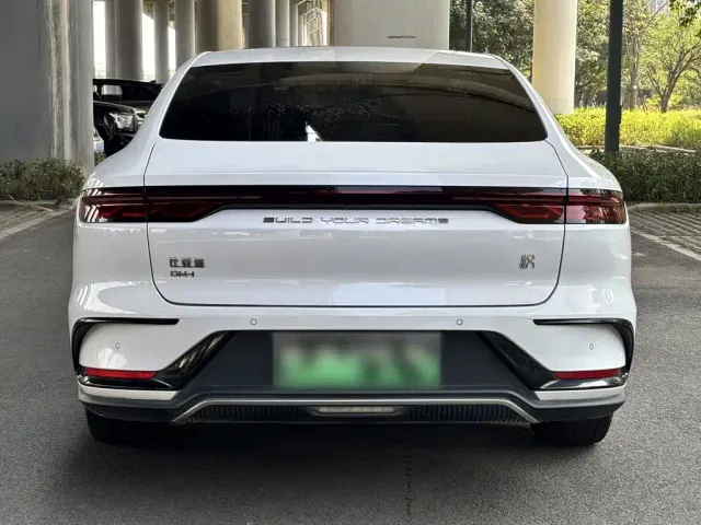 BYD Han — Фото автомобиля 5