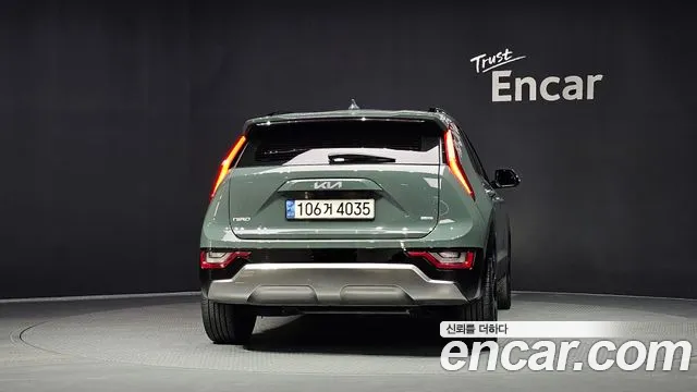 Kia Niro The All New Niro Signature — Фото автомобиля 4