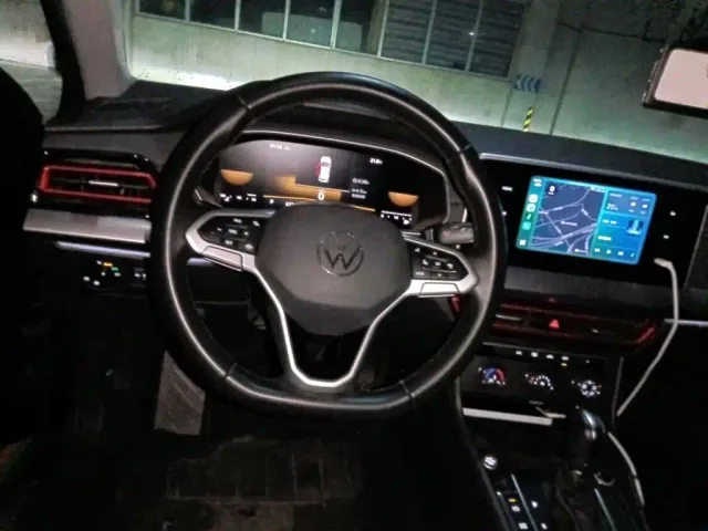 Volkswagen Lavida — Фото автомобиля 11