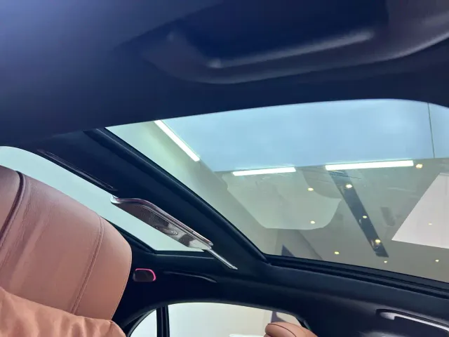 Mercedes-Benz S-Class — Фото автомобиля 21