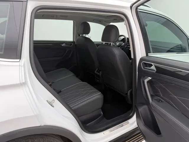 Volkswagen Tiguan L — Фото автомобиля 9