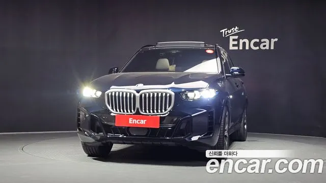 BMW X5 xDrive 40i M Sport — Фото автомобиля 3