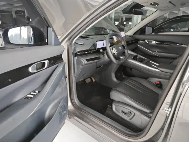 Geely Galaxy E5 — Фото автомобиля 15