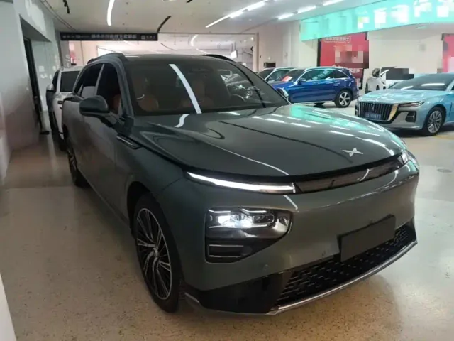 Xpeng G9 — Фото автомобиля 3