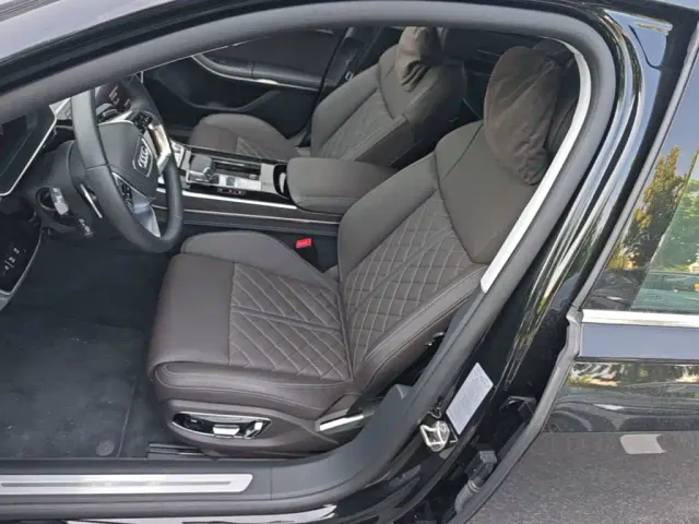 Audi A8 — Фото автомобиля 14