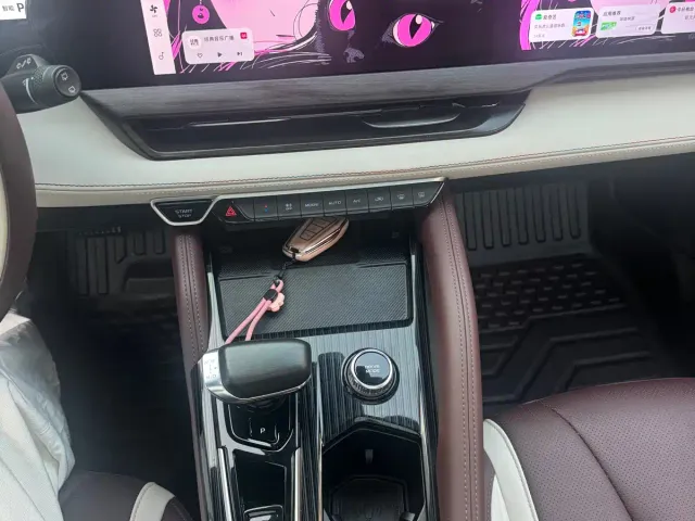 Geely Xingyue L — Фото автомобиля 12