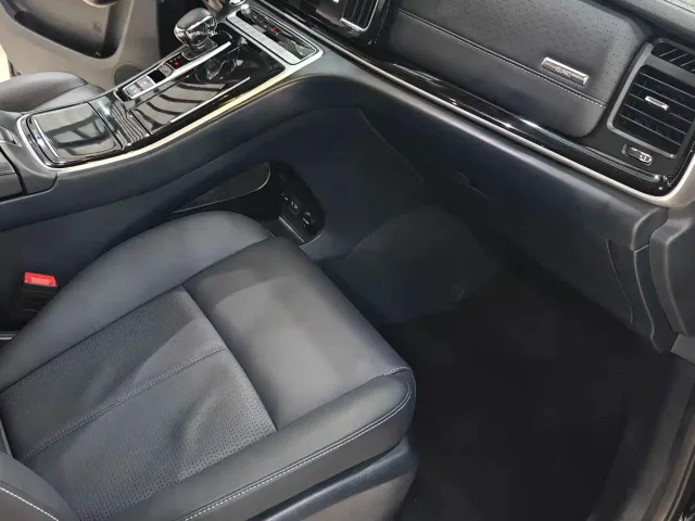 GAC Trumpchi M8 — Фото автомобиля 11