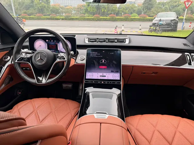 Mercedes-Benz Maybach S-Class — Фото автомобиля 10